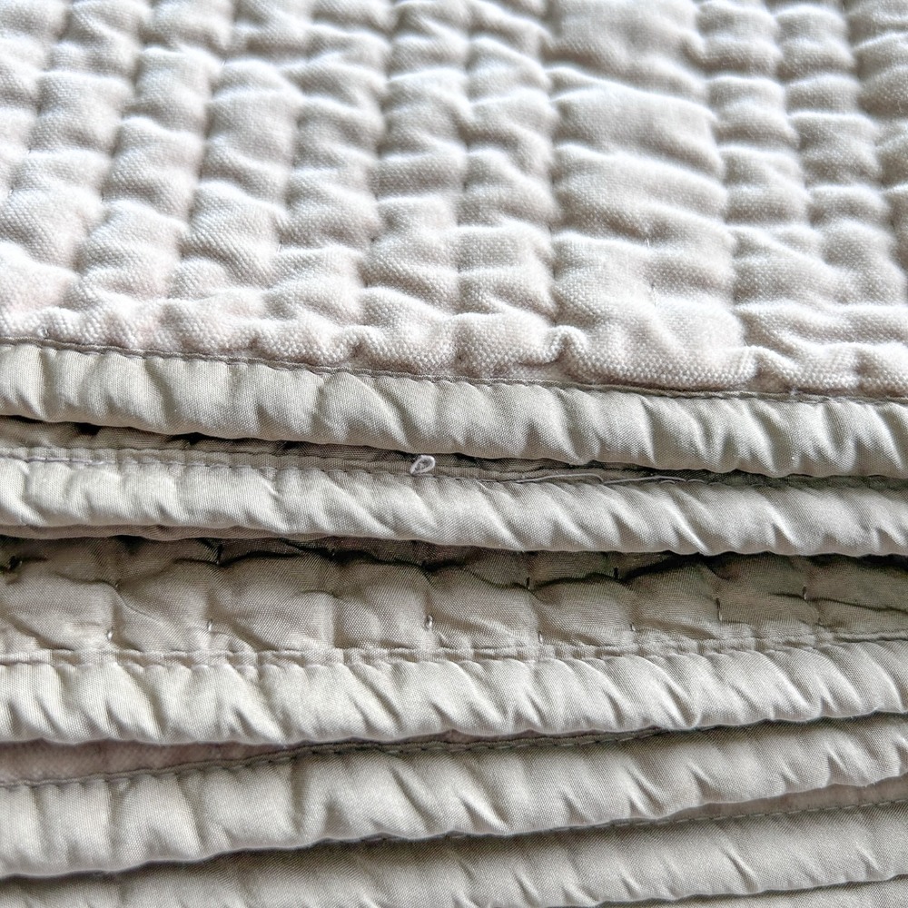 Pottery Barn Queen‎ Quilt Reversible Velvet Silk Cotton 90" x 94" Pick Stitch - Picture 14 of 14